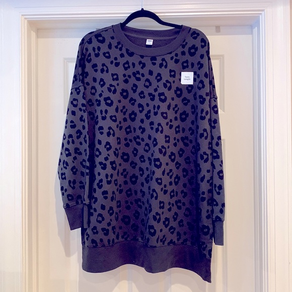 Old Navy Tops - NWT Old Navy XL Grey and Black Leopard Print Tunic Sweatshirt Top